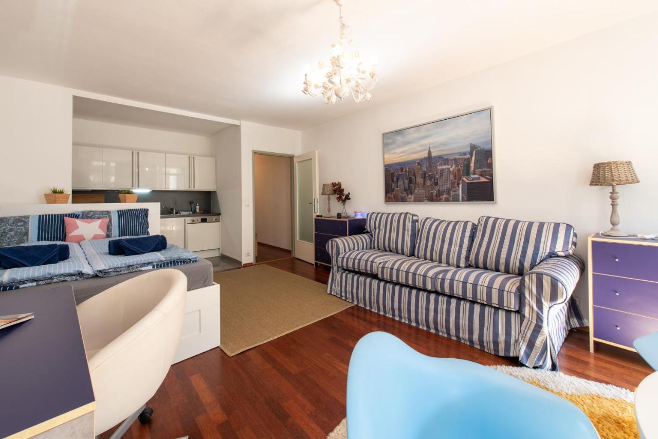 Lights - Burggasse Appartement